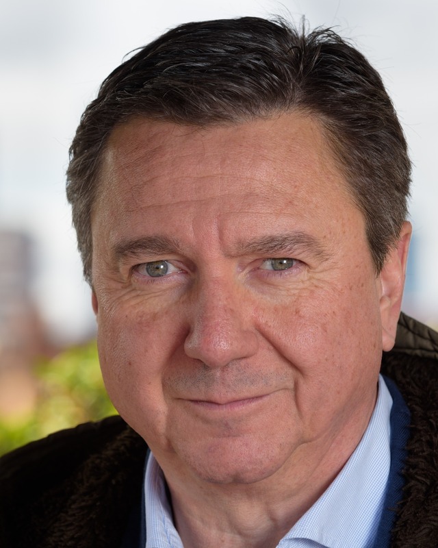 César Aguilar — consultor de transformación digital para profesionales de la salud, Madrid